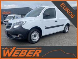Weiß Gebraucht 2016 Mercedes Citan 108 Van / Kleinbus | 6.250 € (Fairer Preis)