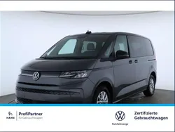 Grau Gebraucht 2024 VW T7 Life Van | 53.890 € (Fairer Preis)