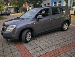 Grau Gebraucht 2011 Chevrolet Orlando Van / Kleinbus | 3.000 € (Fairer Preis)