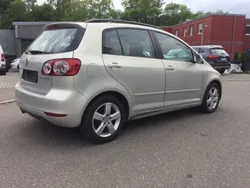 Silber Gebraucht 2010 VW Golf Plus Comfortline Van / Kleinbus | 5.500 € (Superpreis)