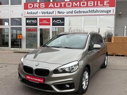Silber Gebraucht 2015 BMW 218 Active Tourer Advantage Van / Kleinbus | 13.700 € (Fairer Preis)