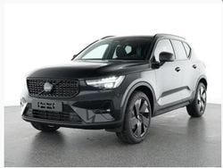 Blau Gebraucht 2022 Volvo XC40 Core SUV | 37.740 € (Guter Preis)