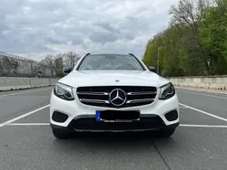 Weiß Gebraucht 2018 Mercedes GLC250 AMG line SUV | 37.500 € (Etwas zu teuer)