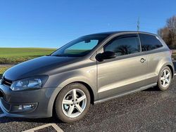 Grau Gebraucht 2013 VW Polo Life Kleinwagen | 5.700 € (Etwas zu teuer)
