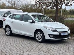 Weiß Gebraucht 2013 Renault Mégane GrandTour Initiale Paris Kombi | 7.795 € (Teuer)
