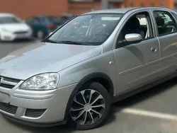 Grau Gebraucht 2006 Opel Corsa Limousine | 3.300 € (Fairer Preis)