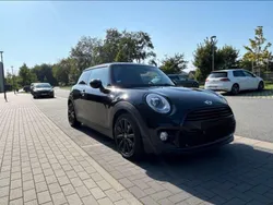 Schwarz Gebraucht 2016 Mini Cooper D Kleinwagen | 13.500 €