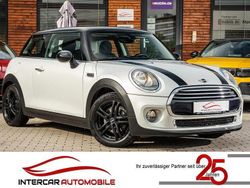 White silver metallic Gebraucht 2015 Mini Cooper Kleinwagen | 10.590 € (Fairer Preis)