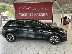Schwarz Gebraucht 2020 Kia Ceed Vision Limousine | 19.250 € (Fairer Preis)