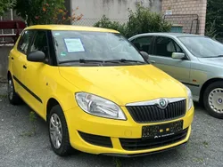 Gelb Gebraucht 2012 Skoda Fabia Cool Edition Limousine | 2.950 € (Guter Preis)