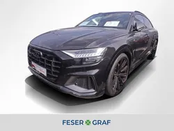 Mythosschwarz metallic Gebraucht 2024 Audi Q8 Competition SUV | 89.880 € (Teuer)