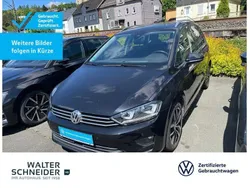 Deep black perleffekt Gebraucht 2017 VW Golf Sportsvan Sound Van / Kleinbus | 16.450 € (Fairer Preis)