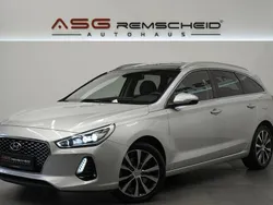 Silber Gebraucht 2017 Hyundai i30 Kombi | 15.900 € (Etwas zu teuer)