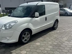 Weiß Gebraucht 2012 Fiat Doblò Van / Kleinbus | 3.100 € (Fairer Preis)