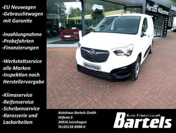 Weiß Gebraucht 2021 Opel Combo Edition Van / Kleinbus | 15.950 € (Fairer Preis)