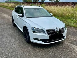 Weiß Gebraucht 2019 Skoda Superb Style Kombi | 16.399 € (Guter Preis)