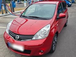 Rot Gebraucht 2009 Nissan Note Tekna Kombi | 5.999 € (Etwas zu teuer)