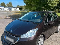 Braun Gebraucht 2014 Peugeot 208 Kleinwagen | 2.900 € (Superpreis)