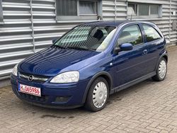 Blau Gebraucht 2005 Opel Corsa Edition Kleinwagen | 2.990 € (Etwas zu teuer)