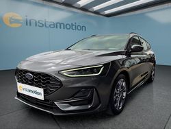 Grau Gebraucht 2023 Ford Focus Kombi | 27.649 € (Teuer)