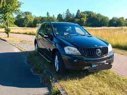 Schwarz Gebraucht 2006 Mercedes ML320 SUV | 10.500 € (Etwas zu teuer)