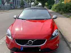 Schwarz Gebraucht 2017 Volvo V40 R-Design Kombi | 14.700 € (Fairer Preis)