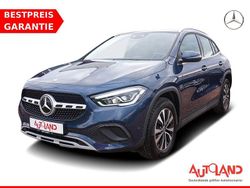 Dunkelblau (metallic) Gebraucht 2022 Mercedes GLA180 Style SUV | 32.990 € (Fairer Preis)