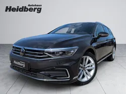 Grau Gebraucht 2023 VW Passat GTE Kombi | 33.970 € (Etwas zu teuer)