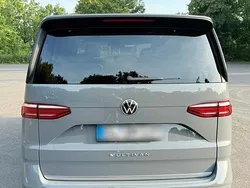 Grau Gebraucht 2023 VW T7 Pure Van | 58.000 € (Fairer Preis)