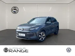 Schwarz Neu 2024 VW Tiguan Life SUV | 43.662 € (Fairer Preis)