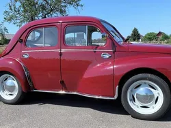 Renault 4CV