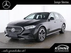 Schwarz, Gebraucht 2024 Mercedes E220 Avantgarde Kombi | 46.950 € (Superpreis)