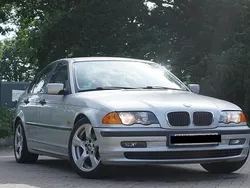 Silber Gebraucht 2000 BMW 316 Limousine | 3.100 €