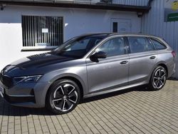 Grau Gebraucht 2025 Skoda Octavia Selection Limousine | 29.990 € (Superpreis)
