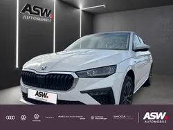 Weiß Gebraucht 2024 Skoda Scala Drive Kleinwagen | 21.985 € (Etwas zu teuer)