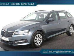 Grau Gebraucht 2021 Skoda Superb Kombi | 18.850 € (Superpreis)