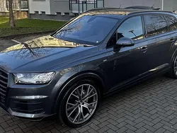 Grau Gebraucht 2019 Audi Q7 S-Line SUV | 40.700 € (Teuer)