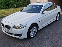 Weiß Gebraucht 2011 BMW 523 Sport Line Limousine | 13.999 € (Etwas zu teuer)