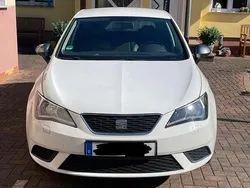 Weiß Gebraucht 2016 Seat Ibiza CONNECT Limousine | 6.500 € (Fairer Preis)