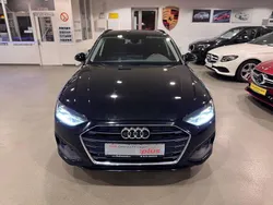 Brillantschwarz Gebraucht 2022 Audi A4 Advanced Kombi | 20.900 € (Fairer Preis)