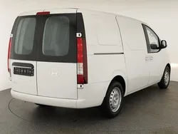 Neu 2024 Hyundai Staria Trend Van | 32.995 €