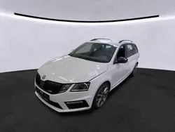 Weiß Gebraucht 2020 Skoda Octavia RS Limousine | 25.650 € (Guter Preis)