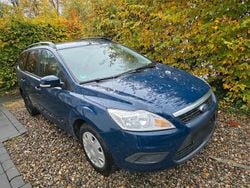 Blau Gebraucht 2010 Ford Focus Kombi | 2.190 € (Guter Preis)