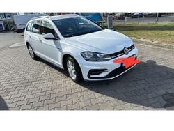 Weiß Gebraucht 2019 VW Golf VII Comfortline Limousine | 14.700 € (Superpreis)