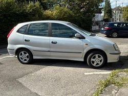 Silber Gebraucht 2004 Nissan Almera Tino Acenta+ Van / Kleinbus | 1.890 € (Fairer Preis)