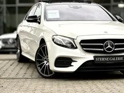 Weiß Gebraucht 2018 Mercedes E200 AMG line Limousine | 35.900 €