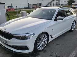 Weiß Gebraucht 2018 BMW 520 Sport Line Kombi | 27.300 € (Teuer)