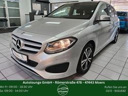 Silber Gebraucht 2017 Mercedes B180 Van / Kleinbus | 15.990 € (Fairer Preis)