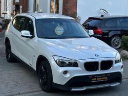 Weiß Gebraucht 2012 BMW X1 Sport Line SUV | 9.999 € (Fairer Preis)