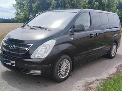 Schwarz Gebraucht 2012 Hyundai H-1 Van / Kleinbus | 14.000 € (Etwas zu teuer)